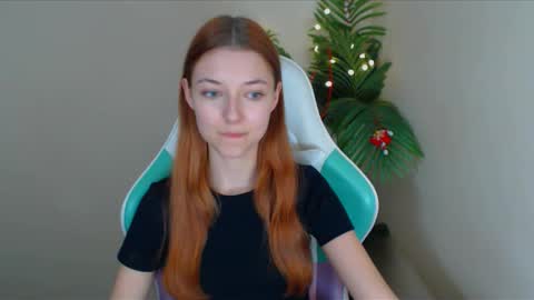 Vivien online show from 12/25/24, 10:05