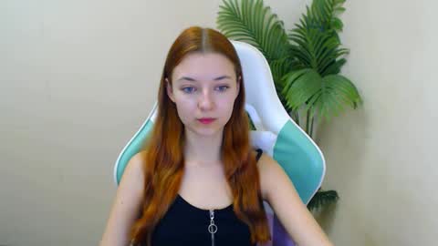 Vivien online show from 01/14/25, 11:31