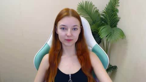 Vivien online show from 02/17/25, 04:15