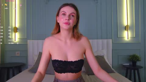 Sophia online show from 05/16/26, 07:45