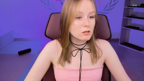 Snapshot of vivienleeigh chatting on 01/18/25, 09:02 Vivien online show from 01/18/25, 09:02