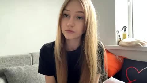 Kristy online show from 03/30/26, 01:01