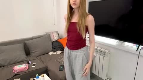 Kristy online show from 03/31/26, 01:22