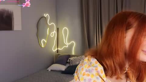 Victoria online show from 04/23/26, 03:14