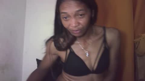 Snapshot of vixen_lina chatting on 04/06/26, 04:52 vixen_lina online show from 04/06/26, 04:52