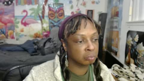 Snapshot of vixenfyre chatting on 01/22/25, 05:59 Vixen Fyre online show from 01/22/25, 05:59