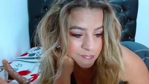 Venus online show from 02/25/25, 01:30