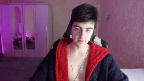 Martin online show from 02/08/25, 04:14