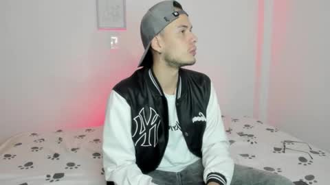 Snapshot of vlad__night chatting on 02/16/26, 04:08 Vlad online show from 02/16/26, 04:08