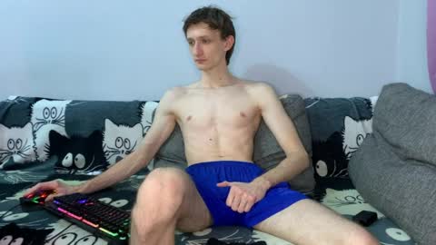 Snapshot of vlad_ggvldd chatting on 04/01/26, 04:37 Vlad Dinovich online show from 04/01/26, 04:37