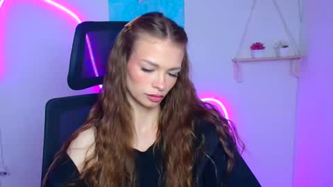 Snapshot of vladaseduction chatting on 03/03/26, 12:11 Vlada online show from 03/03/26, 12:11