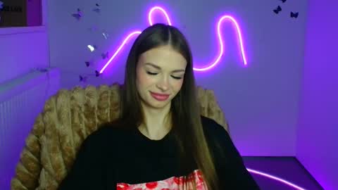 Snapshot of vladaseduction chatting on 03/13/26, 12:34 Vlada online show from 03/13/26, 12:34