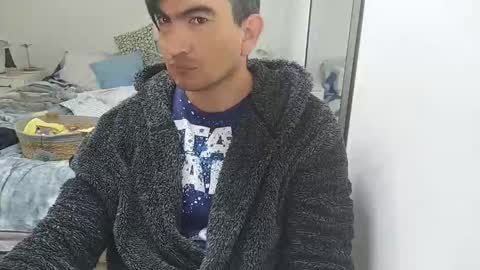 vladir_9 online show from 11/29/25, 10:51