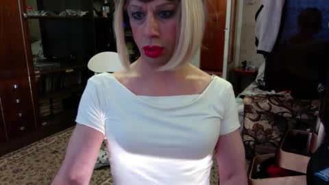 Violetta Elysia online show from 02/03/26, 06:40