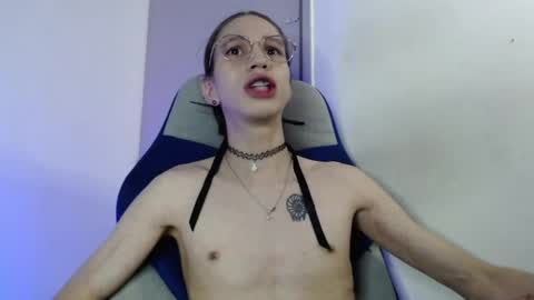 Snapshot of vodkadelulo_ chatting on 06/04/26, 02:45 vodkadelulo online show from 06/04/26, 02:45