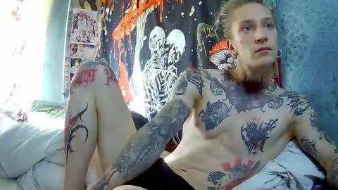 Elf online show from 10/26/25, 07:25