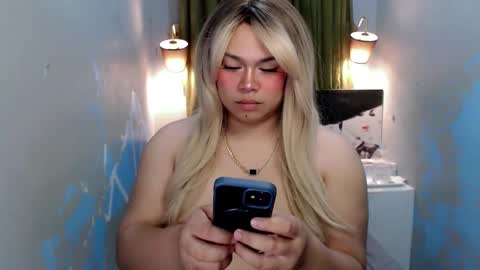 Nathalie online show from 12/09/24, 12:34