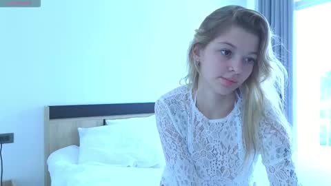 Aliceinst magic crystalll online show from 02/02/26, 03:05