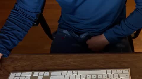 Snapshot of voterki796 chatting on 10/29/25, 02:03 voterki796 online show from 10/29/25, 02:03