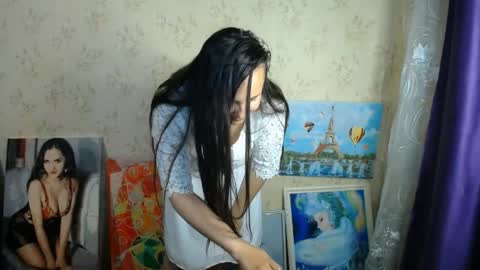 voulezvous_angel online show from 05/27/26, 04:37