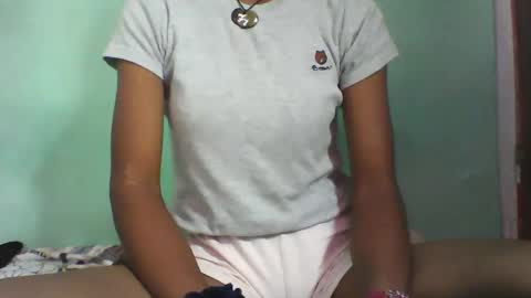 Snapshot of vounialdy chatting on 02/08/25, 12:28 vounialdy online show from 02/08/25, 12:28