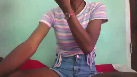 Snapshot of vounialdy chatting on 02/11/25, 06:51 vounialdy online show from 02/11/25, 06:51