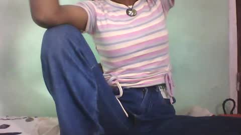 Snapshot of vounialdy chatting on 02/12/25, 05:16 vounialdy online show from 02/12/25, 05:16