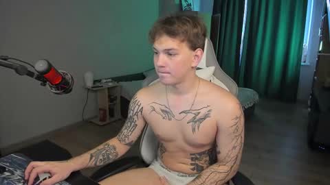 vova online show from 10/13/25, 09:31