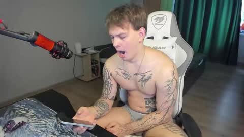 vova online show from 10/25/25, 09:17