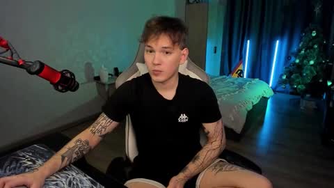 vova online show from 01/12/26, 04:23