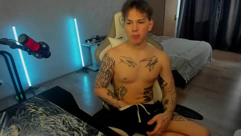 vova online show from 04/13/26, 10:32