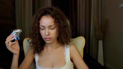 Lily online show from 07/06/26, 05:26