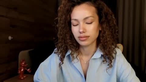 Lily online show from 07/23/26, 05:38