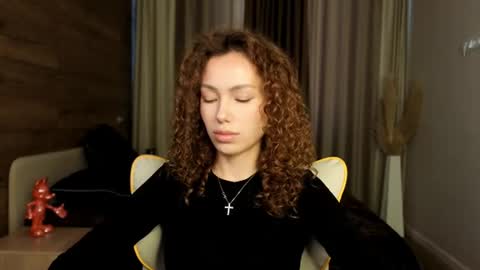 Lily online show from 08/01/26, 05:29