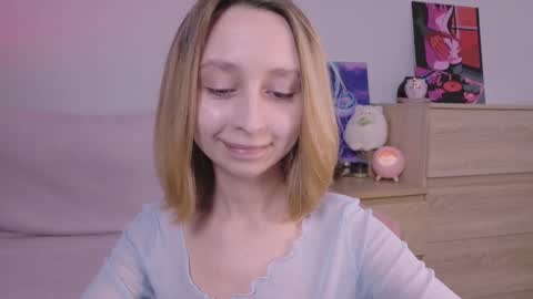 Snapshot of voyera chatting on 11/05/25, 07:36 Rachel update online show from 11/05/25, 07:36