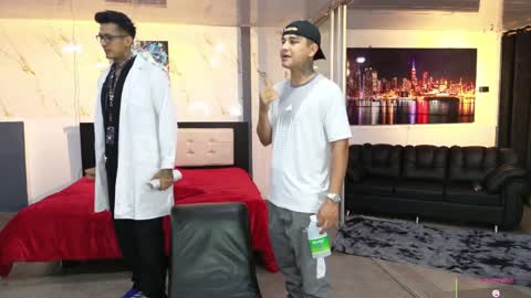 voyeurism_guys online show from 04/10/26, 11:09