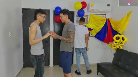 voyeurism_guys online show from 07/08/26, 10:47