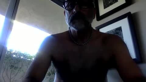 Enjoy guys of all ages if you are not on cam please dont ask for requests if i dont respond dont think im ignoring you i online show from 02/21/25, 07:21