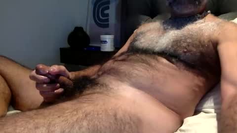 Enjoy guys of all ages if you are not on cam please dont ask for requests if i dont respond dont think im ignoring you i online show from 11/26/25, 03:57