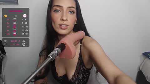 Snapshot of vsantini_ chatting on 09/22/25, 10:12 vsantini_ online show from 09/22/25, 10:12