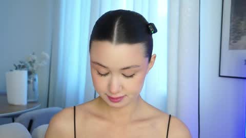 Ethal - thank you for thumb up online show from 05/06/26, 01:47