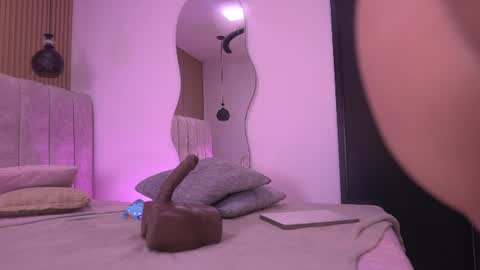 Violeta online show from 07/08/26, 03:11