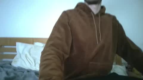 hung boy online show from 01/04/25, 04:23