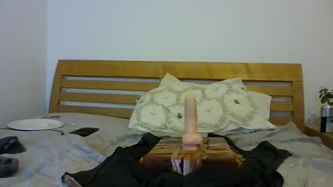 hung boy online show from 03/08/25, 04:34