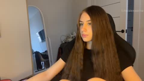Arina online show from 07/04/26, 10:43