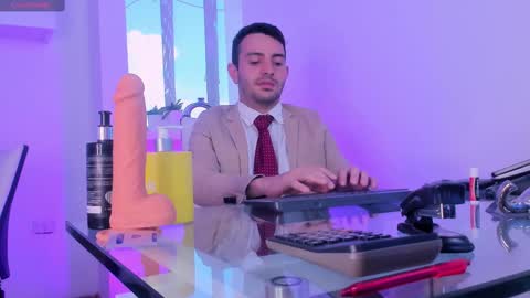 Snapshot of vynny_blacke_ chatting on 09/28/25, 08:36 Vynny Blacke online show from 09/28/25, 08:36