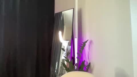 Alice  Before pvt write to me in PM  online show from 02/25/25, 12:24