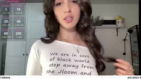 Alice  Before pvt write to me in PM  online show from 09/15/25, 09:48