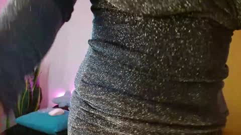 Snapshot of w_kittycat chatting on 01/30/25, 05:49 kitty SUPORT ME AND MY BABY SINGLE MOMY online show from 01/30/25, 05:49