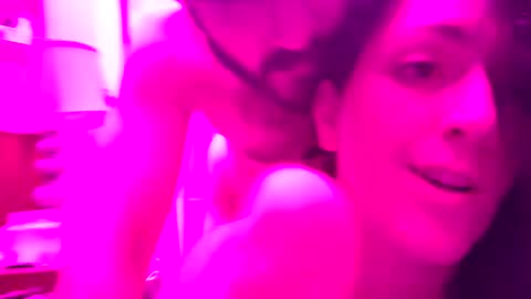 Snapshot of wakehimup chatting on 10/17/25, 07:44 wakehimup online show from 10/17/25, 07:44